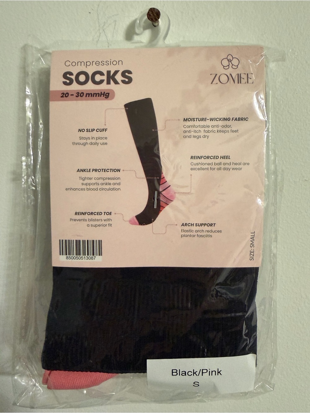 Zomee Women’s Compression Socks — Black/Pink